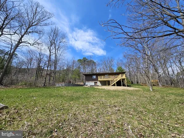 97 Bitterroot Dr, Shenandoah, VA 22849