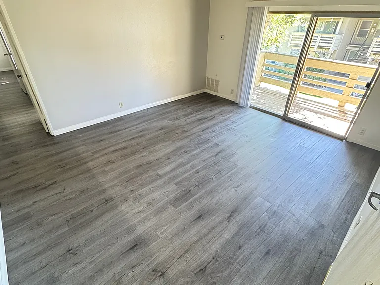 1133 E Alosta Ave #A202 — Photo 14