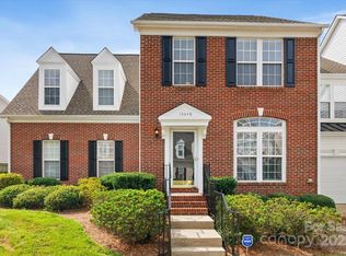 14648 Greenpoint Ln, Huntersville, NC 28078
