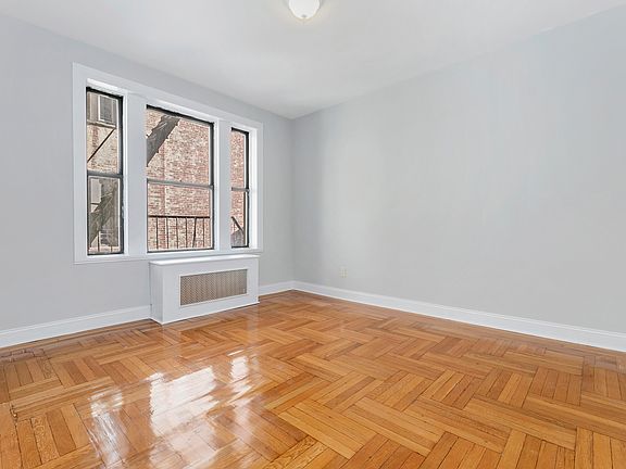 4th image of 30 Linden Blvd #3B