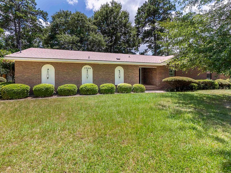 1st image of 1726 Greenwood Cir