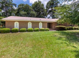 1726 Greenwood Cir, Perry, GA 31069