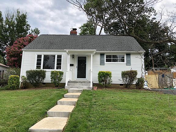 2nd image of 6827 Westlawn Dr