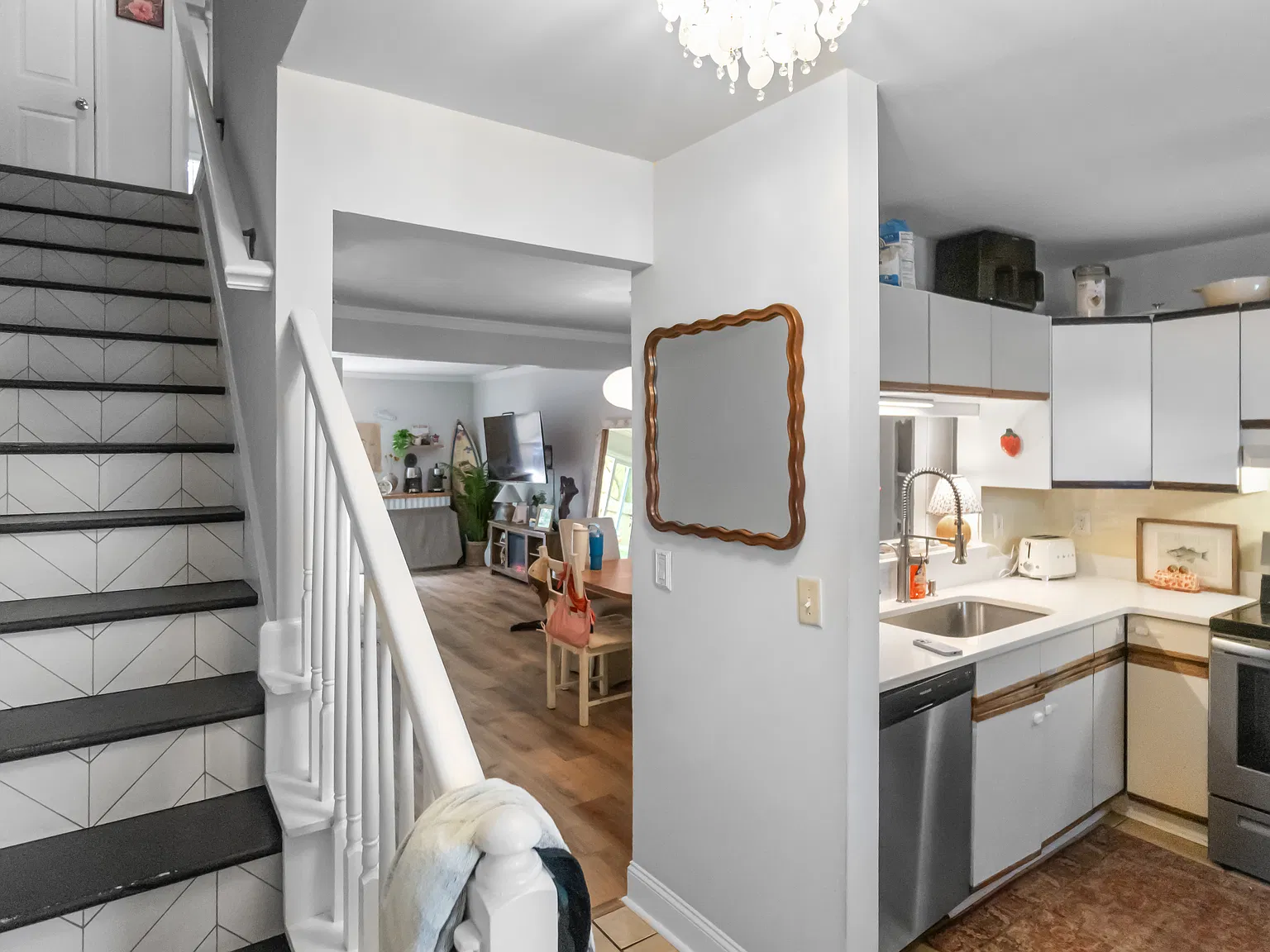 2 bed, 1.5 bath, 1020 sqft, $2,650 — Photo 4