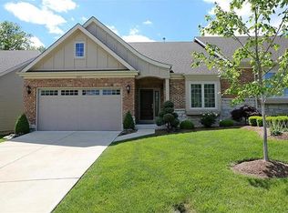 5255 Tuscan Chase Ct, Saint Louis, MO 63128