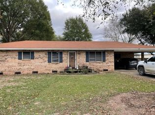 1891 Rider Rd, Ville Platte, LA 70586