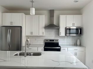 735 Switchyard Pl, Indianapolis, IN 46202