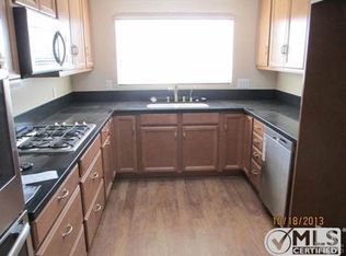 341 Lucada St, Santa Paula, CA 93060