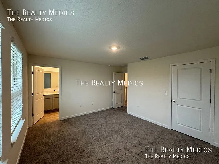 16594 Barbours Creek Way — Photo 15
