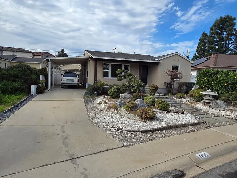 1818 Calamar Ave #1818 — Photo 2