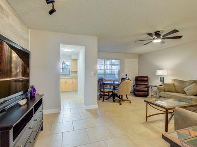160 NE 8th Avenue #26a, Hallandale, FL, 33009