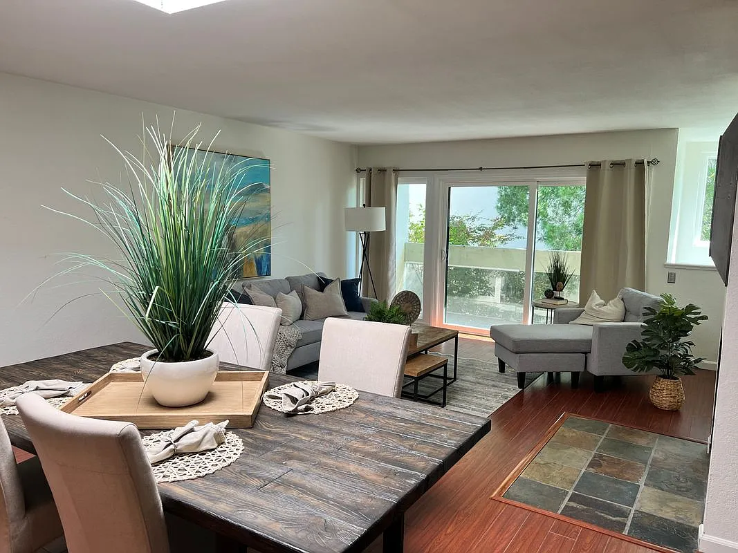 2 bed, 2.0 bath, 1492 sqft, $3,500 — Photo 4