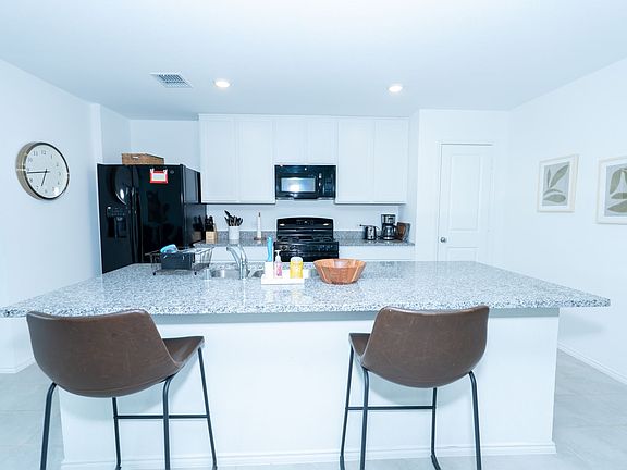 5th image of 1308 Claireborne Ct