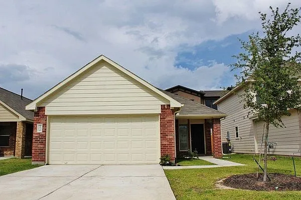 5538 Plantation Forest Dr — Photo 3