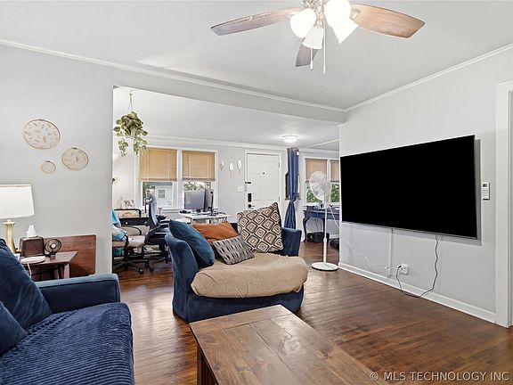 5th image of 2602 E Archer St