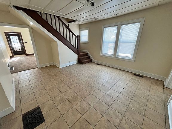 2nd image of 1520 Avenue A St #1522