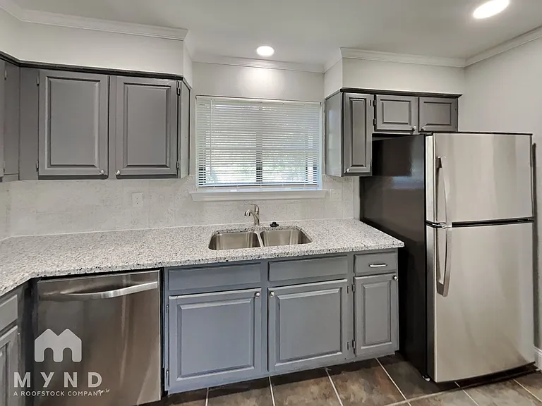 609 Scenic Dr — Photo 8