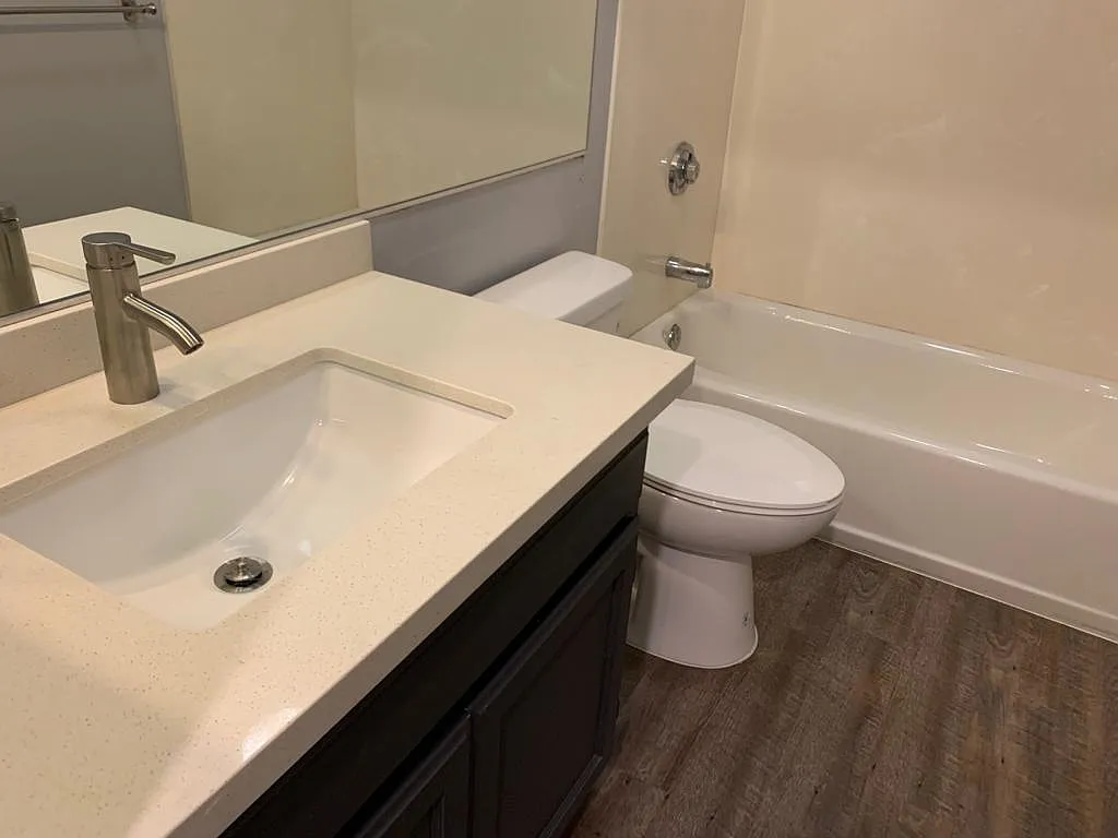 1550 W Lomita Blvd — Photo 3