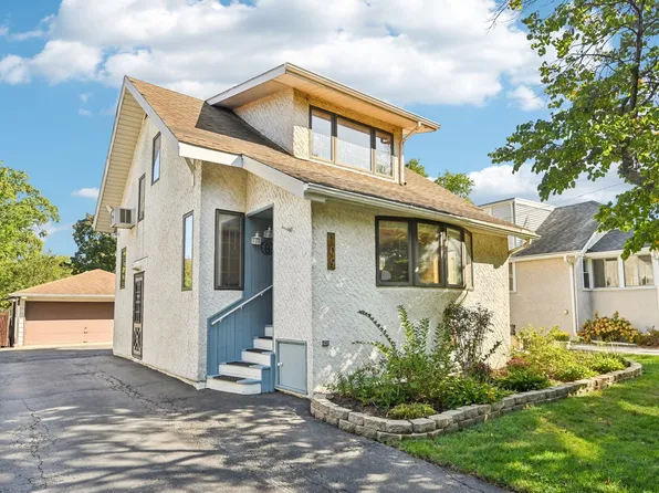 109 N Harvard Ave, Villa Park, IL 60181