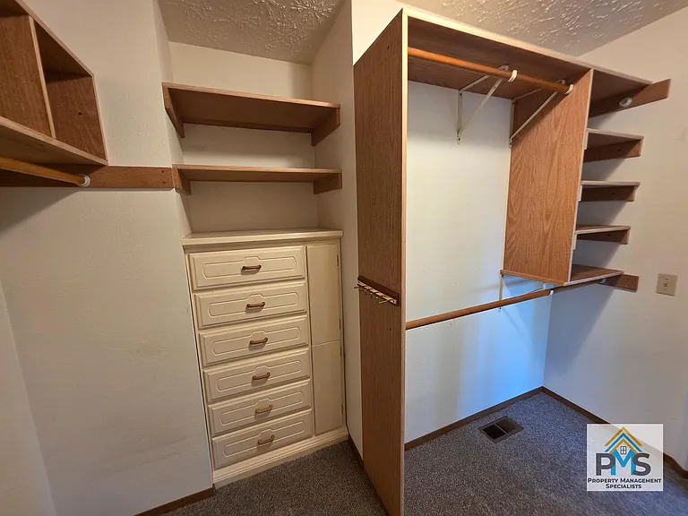 8991 Rendon Dr — Photo 23