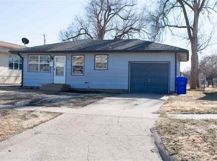 506 E 6th St, Hays, KS 67601