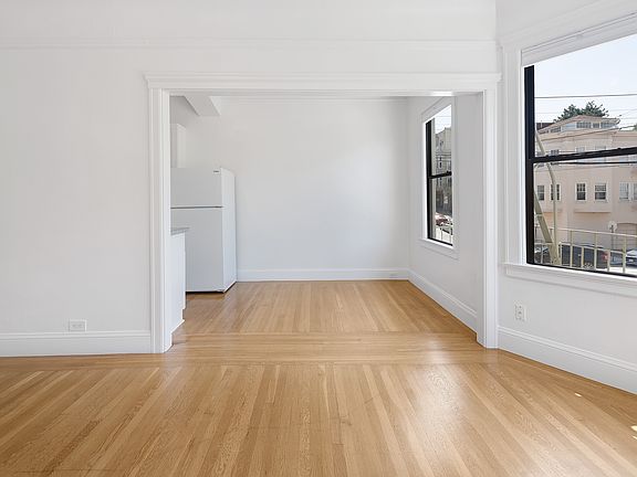 3rd image of 2465 Washington St #A