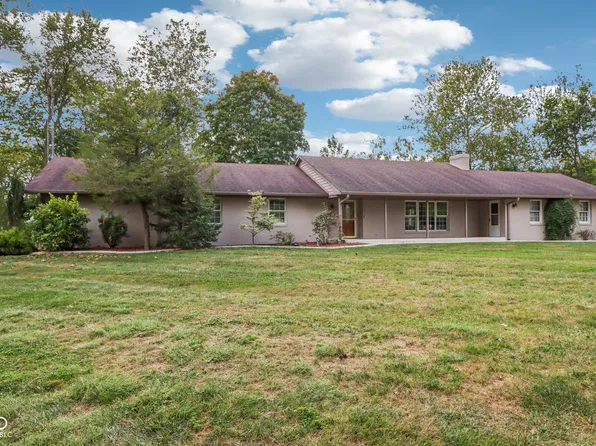 1207 Reeves Rd, Plainfield, IN 46168