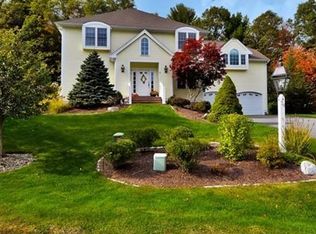 79 Huckleberry Ln, North Andover, MA 01845