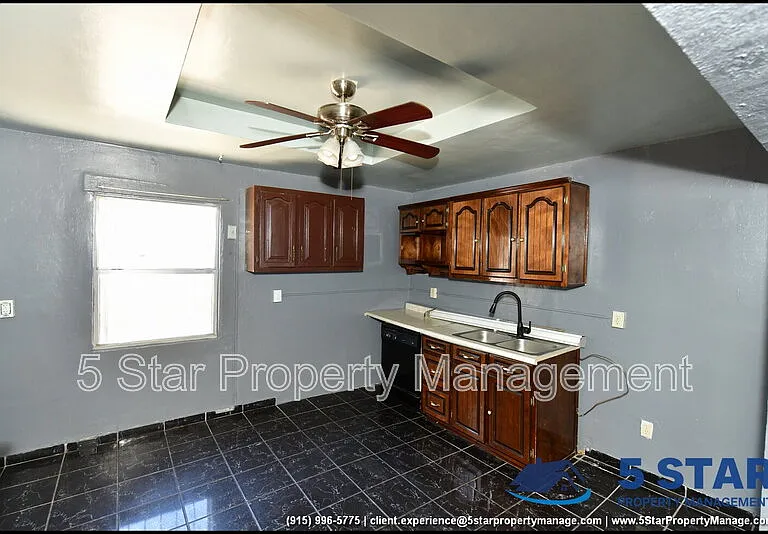 4425 La Luz Ave — Photo 15