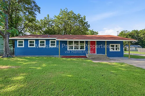 718 W Belden St Photo 1
