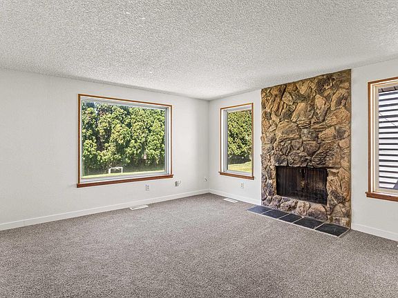 4th image of 3214 W 12th Ave