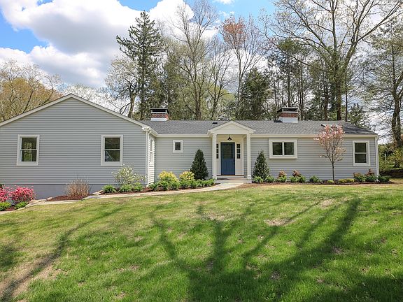 2nd image of 22 Turtlepond Ln