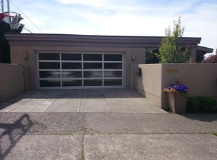 3269 56th Ave SW, Seattle, WA 98116