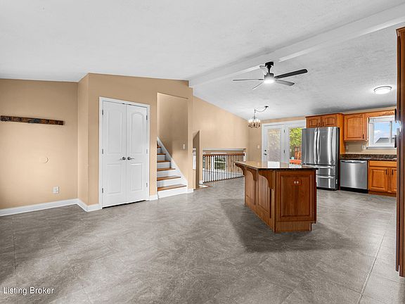 5th image of 4934 Winding Spring Cir
