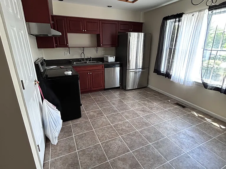 214 E Central Ave #214 — Photo 3