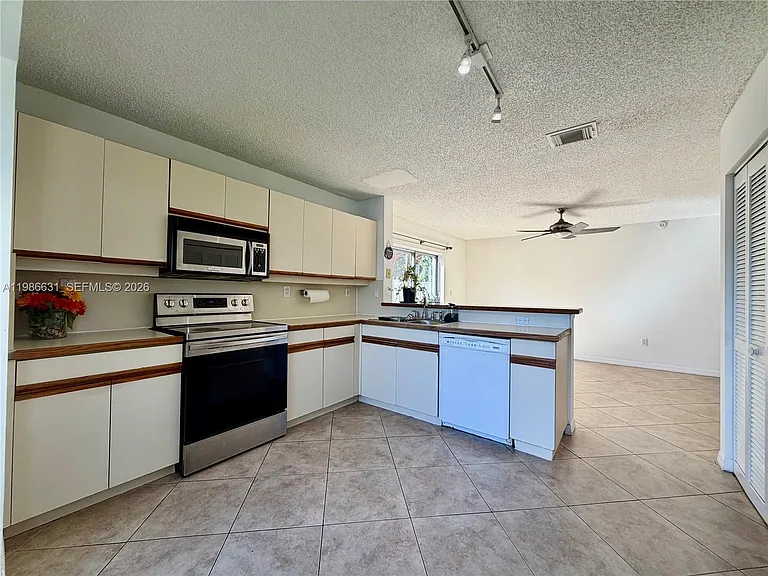 12619 NW 11th Pl — Photo 52