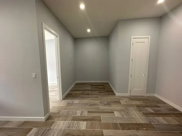 1413 Kings Highway image 5 of 10