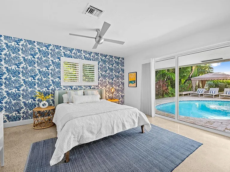 2509 NE 22nd Ter — Photo 23