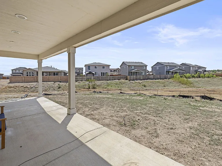 3315 Bella Luna Dr — Photo 38