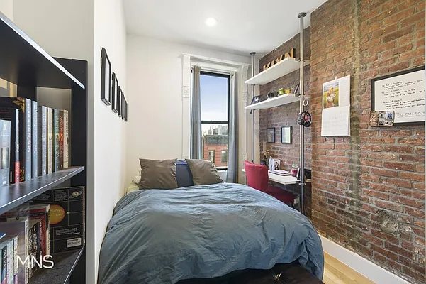 Rented by MNS | media 65