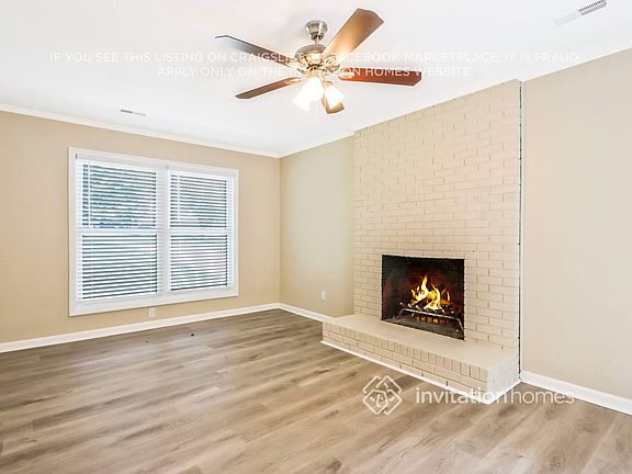 3rd image of 8535 Timbercrest Cir
