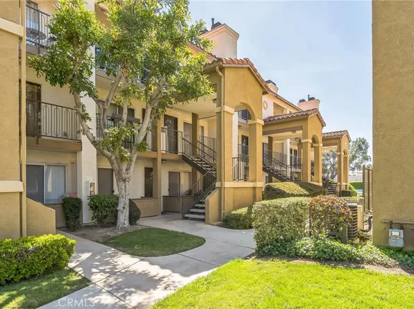 520 Treeline Dr Unit 213, Corona, CA 92879