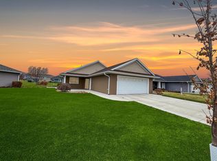 508 28th St SE, Willmar, MN 56201