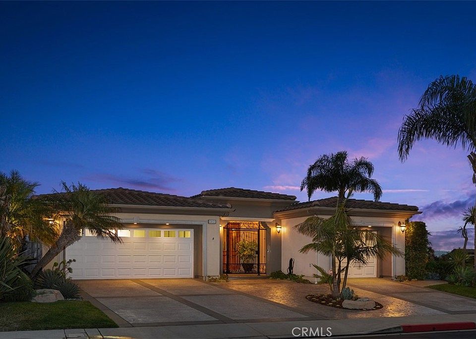 1st image of 33632 Holtz Hill Rd
