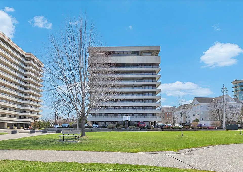 5125 Riverside Dr E #604