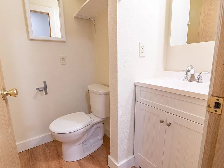 6020 NE Glisan St — Photo 12