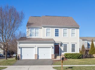 25578 Dabner Dr, Chantilly, VA 20152
