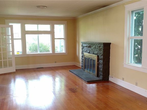 2nd image of 417 N Sheridan Ave