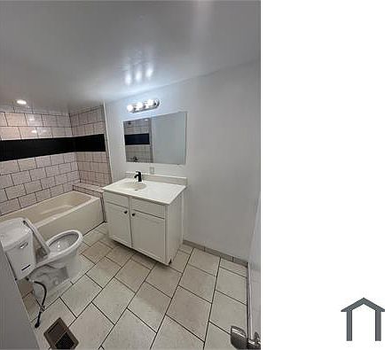 5th image of 6613 Yocum St