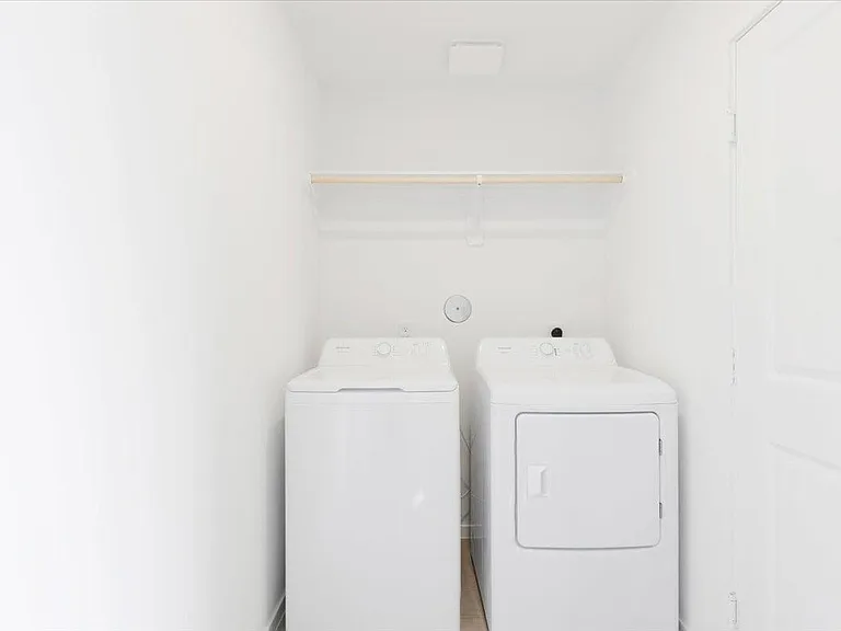 1618 Gardenia Blossom Ln — Photo 12